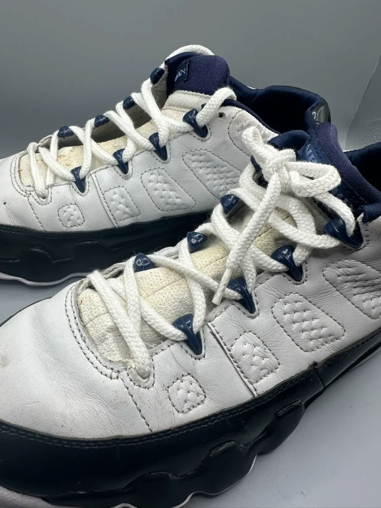 Nike Air Jordan 9 Retro Low Blue Pear修理後　くつひも